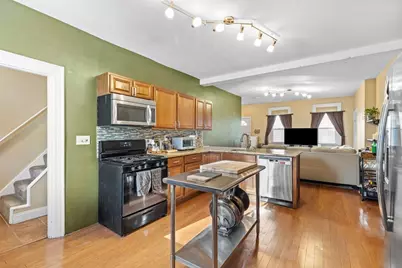 2818 Edwards Way, Pittsburgh, PA 15203 - Photo 4