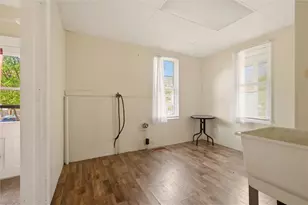 111 E Wallace Ave, New Castle, PA 16101 - Photo 10