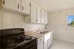 1417 Randolph St, New Castle, PA 16101 - Photo 10
