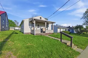 1417 Randolph St, New Castle, PA 16101 - Photo 2
