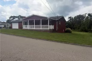 1508 W Green St, Dunbar Township, PA 15425 - Photo 2