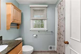 8290 Bramble Ln, Pittsburgh, PA 15237 - Photo 36