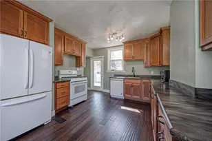 1216 Pillow Ave, Springdale Township, PA 15049 - Photo 4