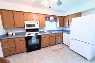 28 Bell Rd, Wolf Creek Township, PA 16127 - Photo 12