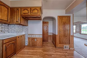 2112 Clayton Rd, White Township, PA 15010 - Photo 4