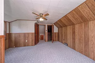 2112 Clayton Rd, White Township, PA 15010 - Photo 20