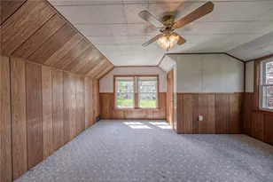 2112 Clayton Rd, White Township, PA 15010 - Photo 18