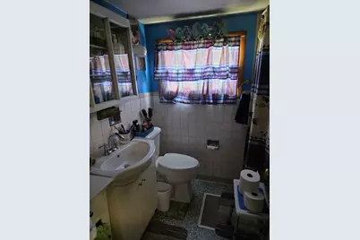 1061 Broadway St, Dunbar Township, PA 15455 - Photo 10
