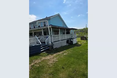 1061 Broadway St, Dunbar Township, PA 15455 - Photo 2
