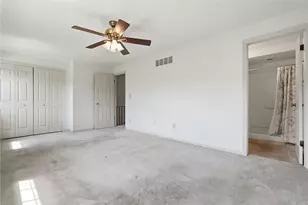 670 Woodcrest Dr, Robinson Twp, PA 15205 - Photo 24