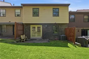 670 Woodcrest Dr, Robinson Twp, PA 15205 - Photo 36