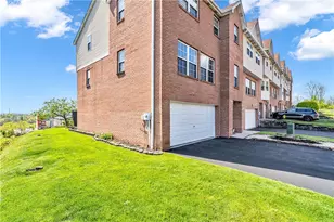 501 Wingate Dr, Robinson Twp, PA 15205 - Photo 2