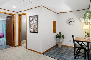 305 Highland Dr, Harrison Township, PA 15065 - Photo 32