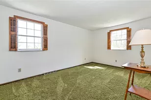 110 Weaver Dr, Pittsburgh, PA 15116 - Photo 16