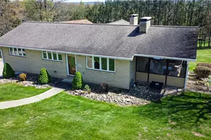135 Mar Vel Dr, Center Township, PA 16001 - Photo 2