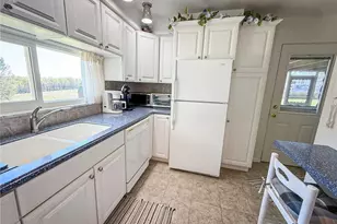 135 Mar Vel Dr, Center Township, PA 16001 - Photo 10