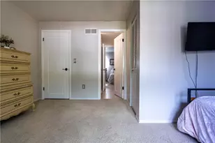 429 Allenberry Dr, Ross Twp, PA 15237 - Photo 14