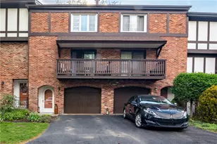 429 Allenberry Dr, Ross Twp, PA 15237 - Photo 1