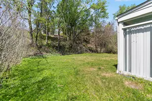 233 Laurie Dr, Pittsburgh, PA 15235 - Photo 34