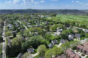 1637 St Andrews Dr, Oakmont, PA 15139 - Photo 32