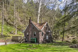 1360 Abers Creek Rd, Monroeville, PA 15146 - Photo 2