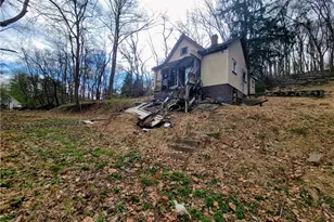 3867 Leslie Ave, Hampton, PA 15101 - Photo 2