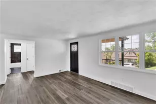 113 Lincoln Ave, North Versailles, PA 15137 - Photo 14
