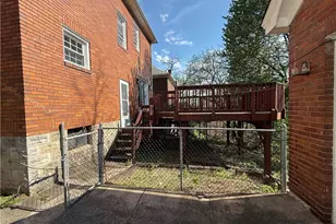 3825 Atkins St, Pittsburgh, PA 15212 - Photo 38