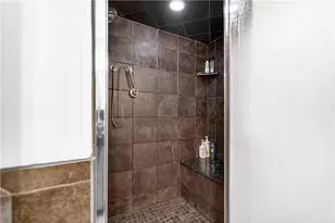 2250 Mary St, Pittsburgh, PA 15203 - Photo 24