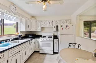 1334 Overdale Dr, West Homestead, PA 15120 - Photo 16