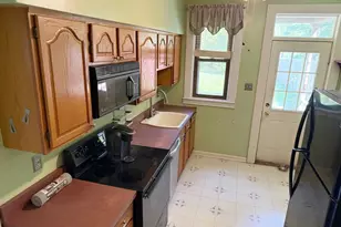 1144 Goe Ave, Pittsburgh, PA 15212 - Photo 14