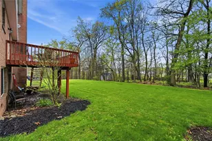 2436 Wedgewood Dr, Pittsburgh, PA 15090 - Photo 6