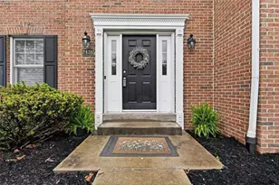 2436 Wedgewood Dr, Pittsburgh, PA 15090 - Photo 4