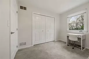 2436 Wedgewood Dr, Pittsburgh, PA 15090 - Photo 34