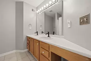 2436 Wedgewood Dr, Pittsburgh, PA 15090 - Photo 38