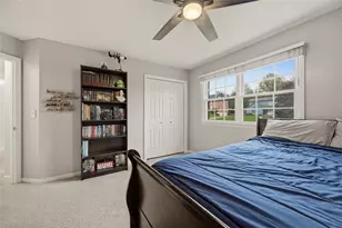2436 Wedgewood Dr, Pittsburgh, PA 15090 - Photo 36