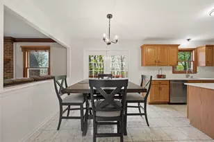 2436 Wedgewood Dr, Pittsburgh, PA 15090 - Photo 16