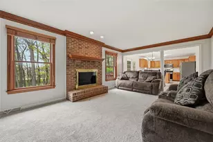 2436 Wedgewood Dr, Pittsburgh, PA 15090 - Photo 14