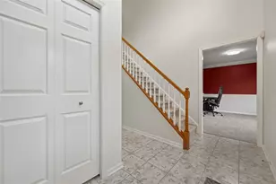 2436 Wedgewood Dr, Pittsburgh, PA 15090 - Photo 10