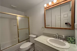 5520 Kentucky Ave, Pittsburgh, PA 15232 - Photo 20