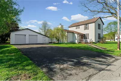 213 Pine St, Zelienople, PA 16063 - Photo 1