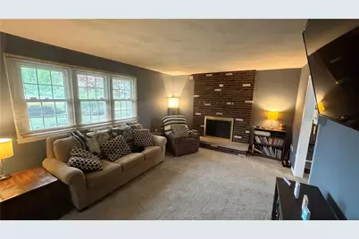101 Kemar Dr, Summit Township, PA 16002 - Photo 4