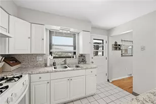 105 Mayer Dr, North Fayette, PA 15071 - Photo 14