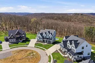 169 Sequoia Ln, Cranberry Township, PA 16066 - Photo 6