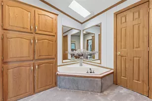 10 N Rock Lake Ct, Jackson Township, PA 16063 - Photo 18