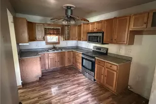 130 Carr Ave, Menallen Township, PA 15468 - Photo 6