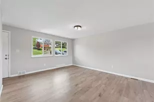 755 Cottonwood Dr, Monroeville, PA 15146 - Photo 4