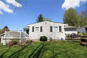 11999 Crafton Ave, Sadsbury, PA 16316 - Photo 2