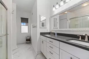 1310 Fairstead Ln, Pittsburgh, PA 15217 - Photo 28