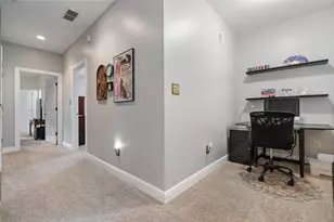 1310 Fairstead Ln, Pittsburgh, PA 15217 - Photo 20